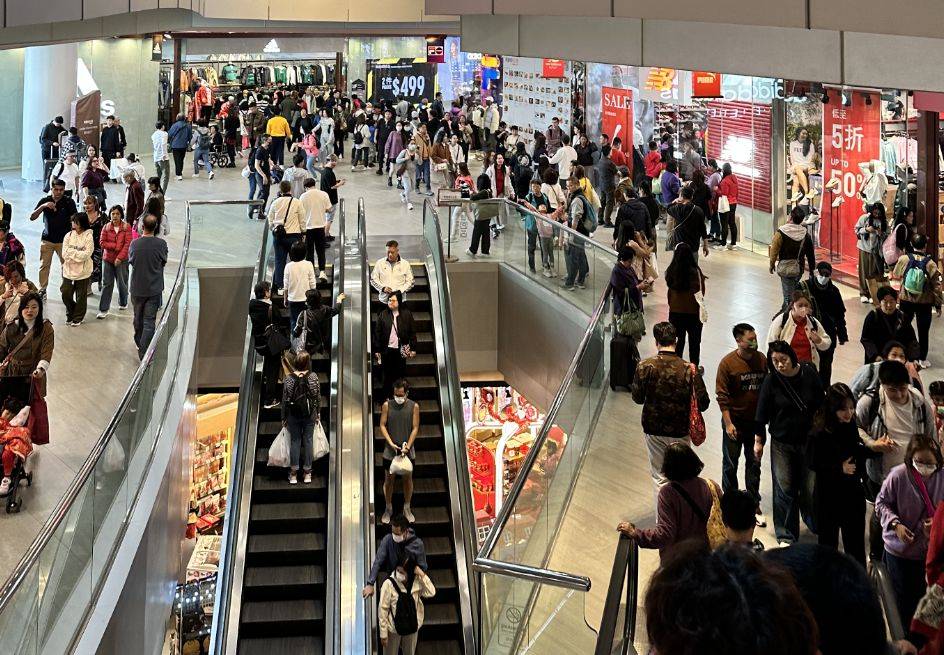 一巨头入局折扣零售AG旗舰厅网站又(图3)