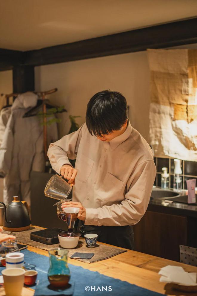 武汉新店躲进8间木屋取暖AG旗舰厅ios版新年逛(图6)